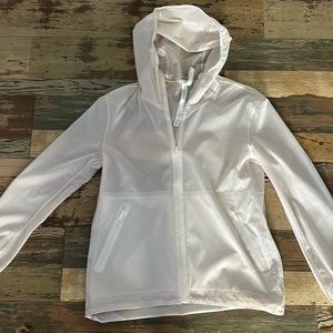 Never Worn Lululemon Jacket (Perfect Condition)